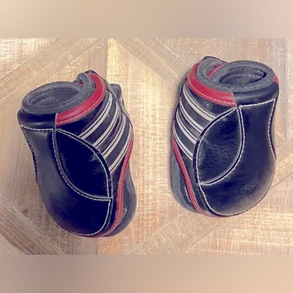EQUIFIT Custom Hind Boots for Horses